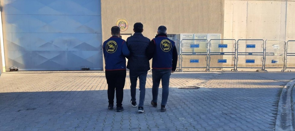 12 Yıl 6 Ay Kesinleşmiş Hapis Cezasıyla Aranan Şahıs JASAT’tan Kaçamadı