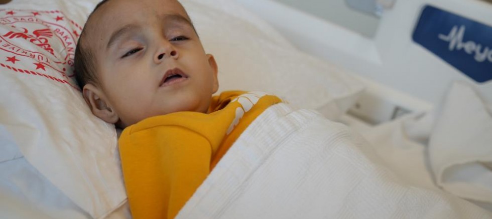 14 aylık Hamza Tuğra ilk kez duydu