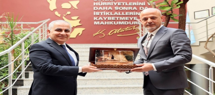 AFŞİN BELEDİYE BAŞKANI KIRAÇ’TAN GAÜN REKTÖRÜ DOĞAN’A ZİYARET