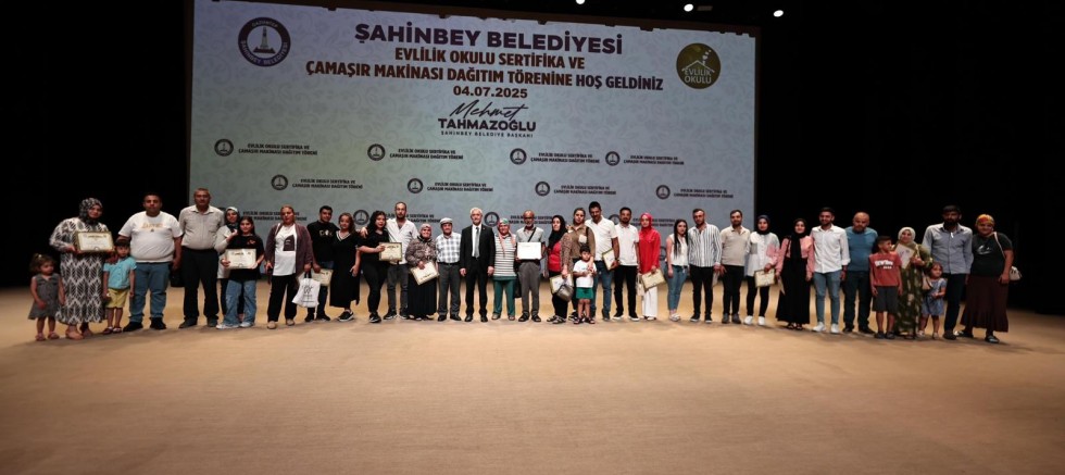 AİLE OLMANIN BİLİNCİ EVLİLİK OKULU’NDA ÖĞRETİLİYOR