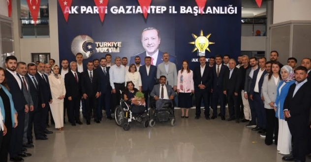 AK PARTİ GAZİANTEP’TE BÜYÜK BAYRAM COŞKUSU