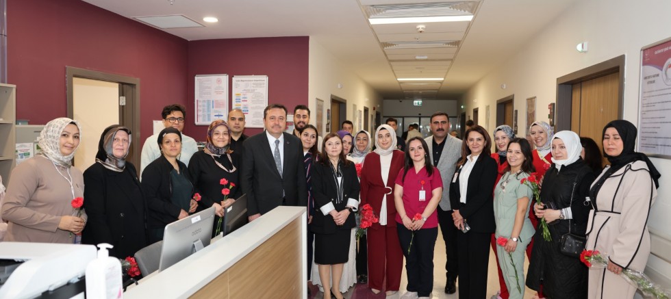 AK Parti İl Başkanı Fedaioğlu'ndan Annelere  Kutlama