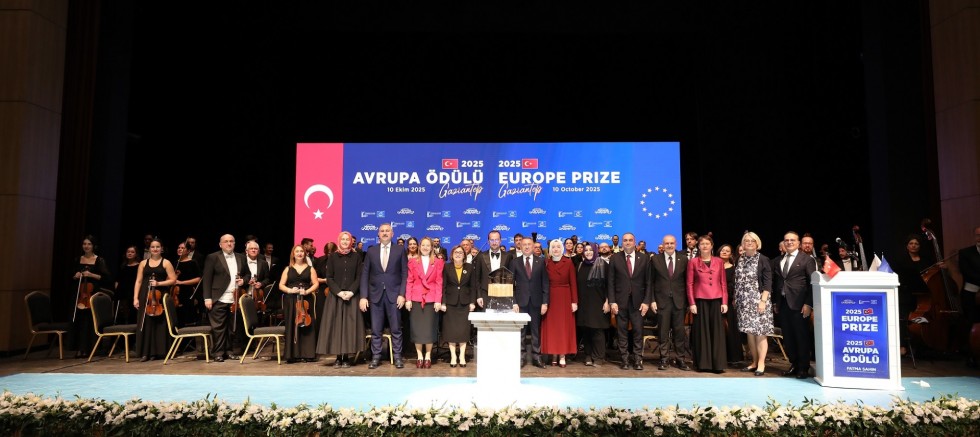  AVRUPA ÖDÜLÜ SANATLA KUTLANDI
