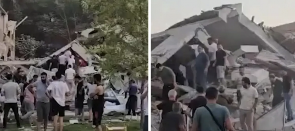 Balıkesir'deki deprem nedeniyle bazı binalar yıkıldı! İşte ilk görüntüler