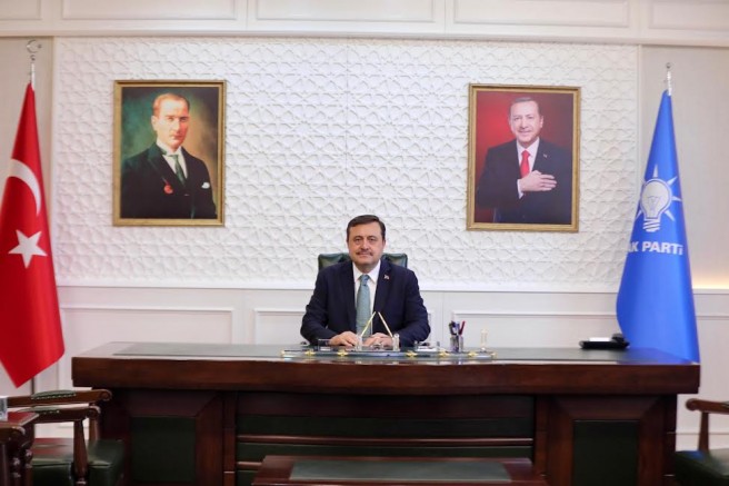 BARIŞ ZİRVESİ’NDE TÜRKİYE’NİN KARARLI DURUŞU DÜNYAYA MESAJ VERDİ