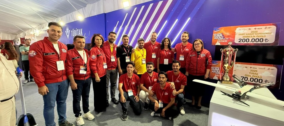 BAŞKAN ŞAHİN BAŞARILARI YERİNDE KUTLADI