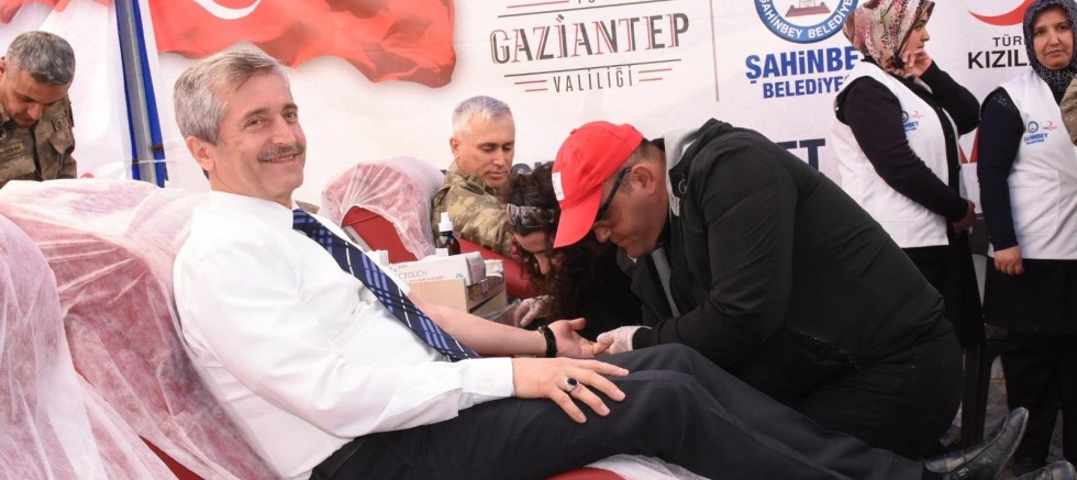 BAŞKAN TAHMAZOĞLU’NDAN KAN BAĞIŞINA DAVET
