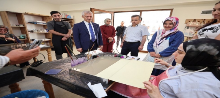 BAŞKAN TAHMAZOĞLU ŞAHİNBEY MİLLET CAMİ VE KÜLLİYESİ’Nİ ZİYARET ETTİ