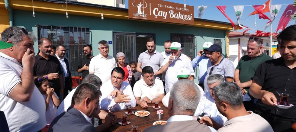 BAŞKAN YILMAZ, KUZEYŞEHİR ÇAY BAHÇESİ’Nİ HİZMETE AÇTI