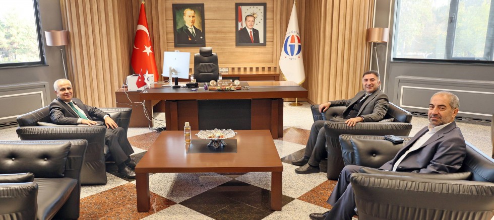 BATMAN ÜNİVERSİTESİ REKTÖRÜ DEMİR’DEN REKTÖR DOĞAN’A ZİYARET