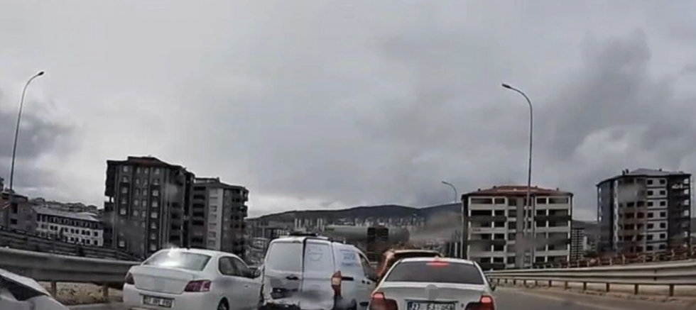 Beykent Kavşağı’nda zincirleme kaza