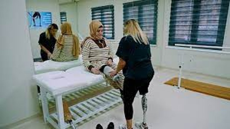 BU BİR HAYATA TUTUNMA, MUHTEŞEM BİR YAŞAMA AZMİ ÖYKÜSÜ