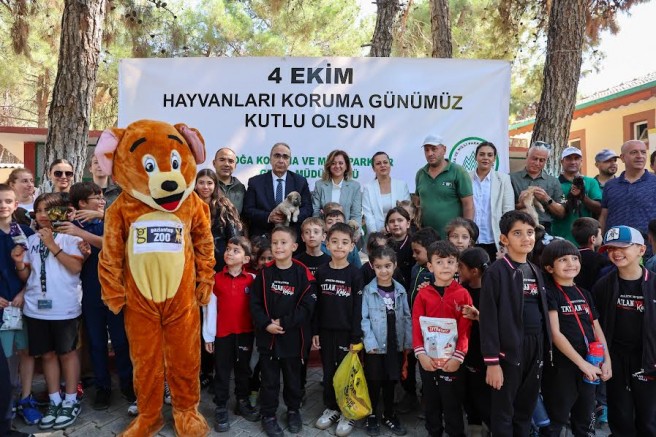  BÜYÜKŞEHİR, 4 EKİM DÜNYA HAYVANLARI KORUMA GÜNÜ’NÜ ÖĞRENCİLERLE KUTLADI