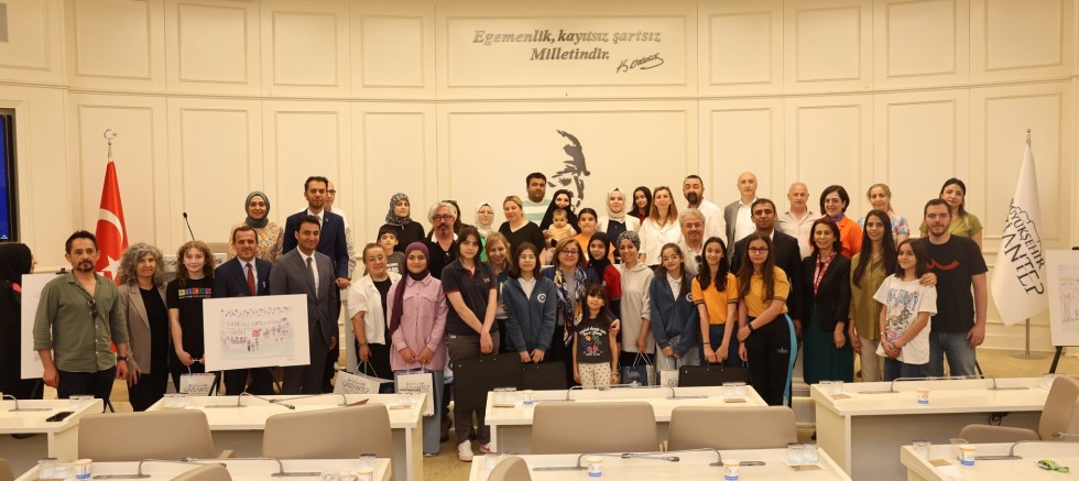 BÜYÜKŞEHİR BELEDİYESİ’NDEN SANATÇI YETİŞTİRME HAMLESİ