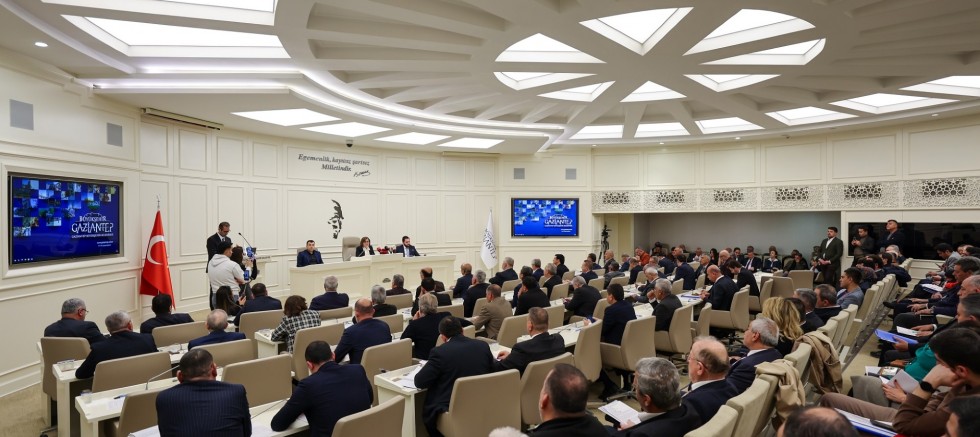 BÜYÜKŞEHİR MECLİSİ'NDE BAKAN TEKİN'E PAYE, ÇİFTÇİYE DESTEK!