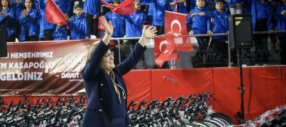 BÜYÜKŞEHİR YEŞİL ULAŞIM BİSİKLET YOLUNU 100 KM’YE ÇIKARDI