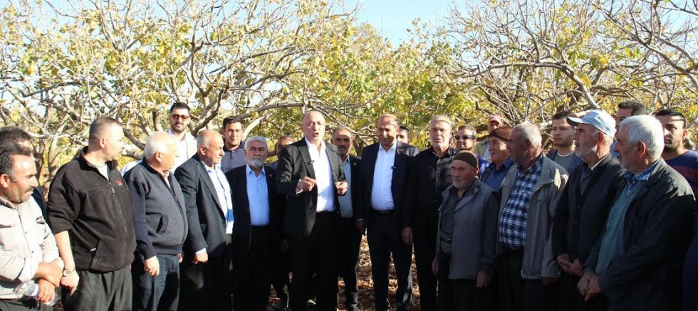 CHP’DEN SUBOĞAZI KÖYÜ’NE ÇIKARMA: “VERİMLİ TOPRAKLARI BETONA TESLİM ETMEYECEĞİZ