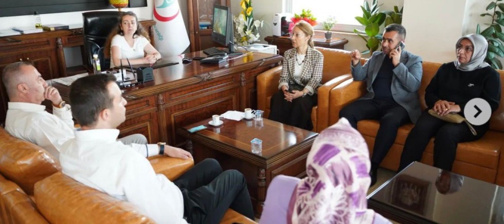 DERYA BAKBAK’IN GİRİŞİMLERİ SONUÇ VERDİ: İSLAHİYE’DE SAĞLIK (HEYET) KURULU DÖNEMİ YENİDEN BAŞLIYOR