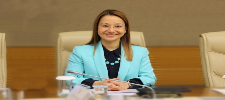 DERYA BAKBAK: “PEYGAMBERİMİZİN HAYATI, ADALET VE MERHAMETİN EN GÜZEL TİMSALİDİR”