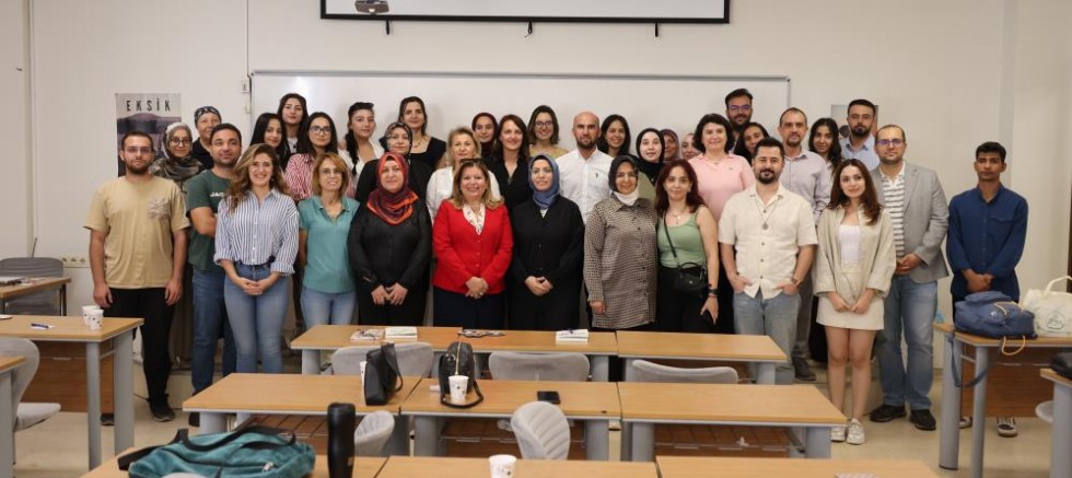 Dijital Görünürlük Atölyesi HKÜ Design Akademi’de gerçekleştirildi