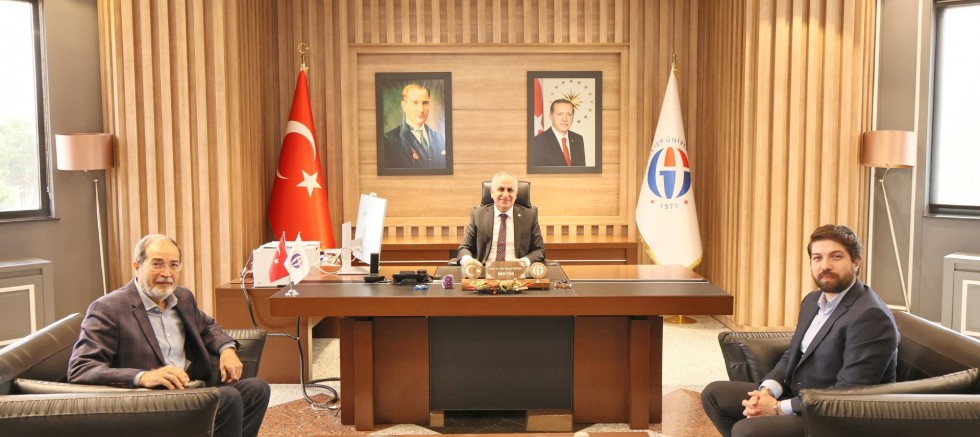 DMO GAZİANTEP BÖLGE MÜDÜRÜ ŞAHİN’DEN REKTÖR DOĞAN’A ZİYARET