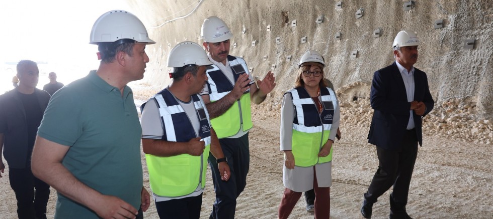 DÜLÜK TÜNELİNDE HER ŞEY YOLUNDA!