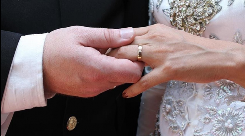 Evlenenlere Müjde! Bakanlık destek verecek..