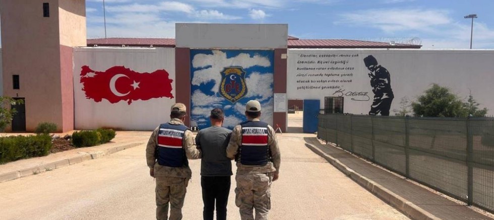 FETÖ üyesine jandarmadan operasyon