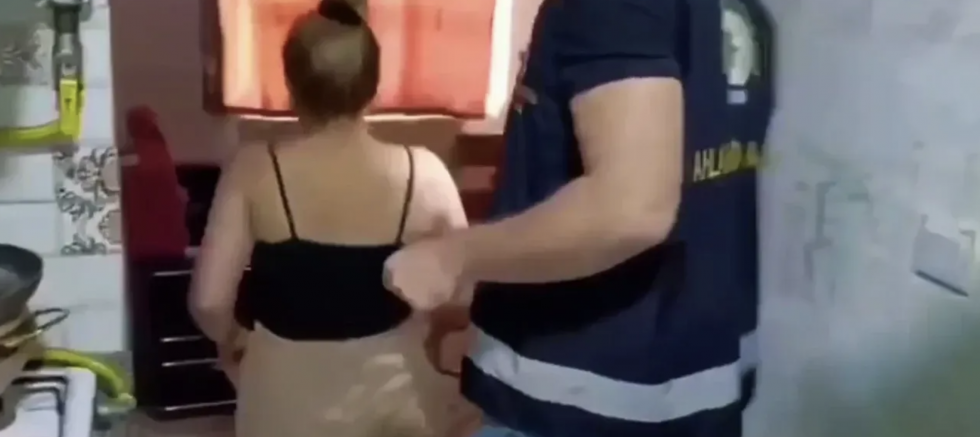 Fuhuş operasyonunda 5 tutuklama