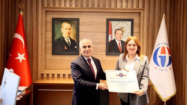 GAÜN’E ENGELSİZ ÜNİVERSİTE ÖDÜLÜ