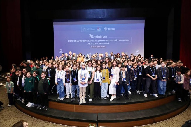 GAÜN EV SAHİPLİĞİNDE TÜBİTAK 2204-B ADANA BÖLGE SERGİSİ AÇILDI