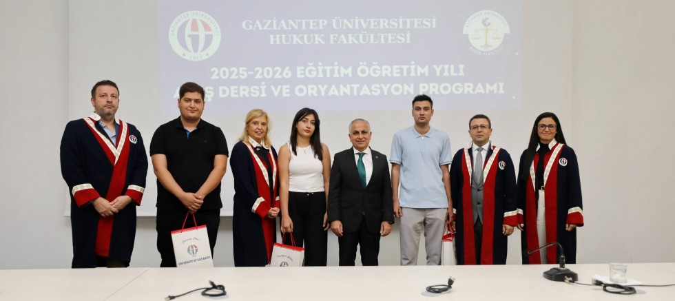 GAÜN HUKUK FAKÜLTESİ’NDE AÇIŞ DERSİ REKTÖR DOĞAN’DAN