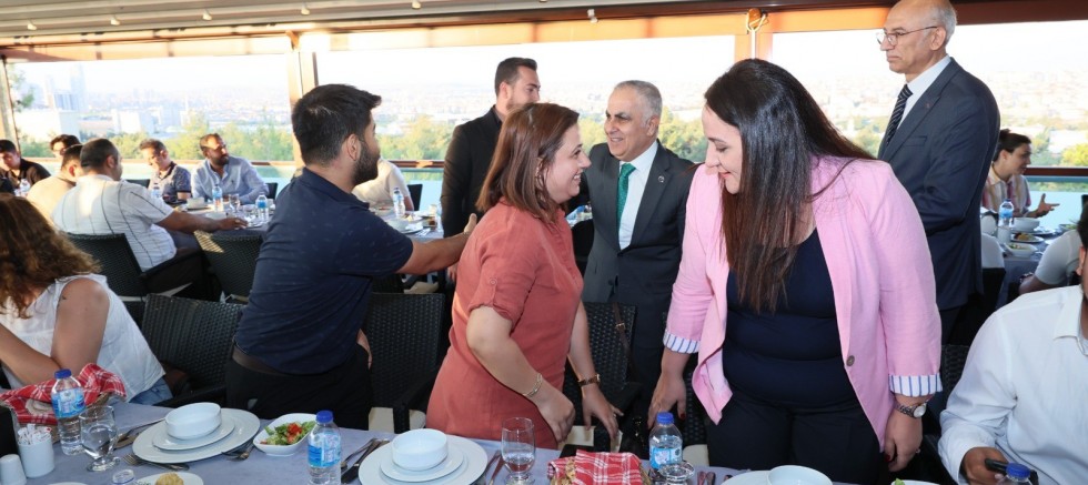 GAÜN NACİ TOPÇUOĞLU MYO’DAN ÜNİVERSİTE-SANAYİ İŞ BİRLİĞİNE GÜÇLÜ ADIM