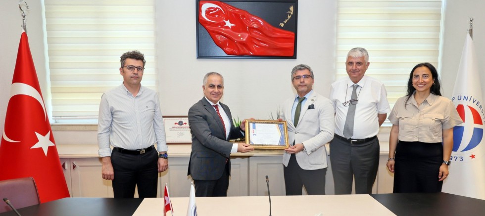 GAÜN PDR LİSANS PROGRAMINA 5 YILLIK AKREDİTASYON