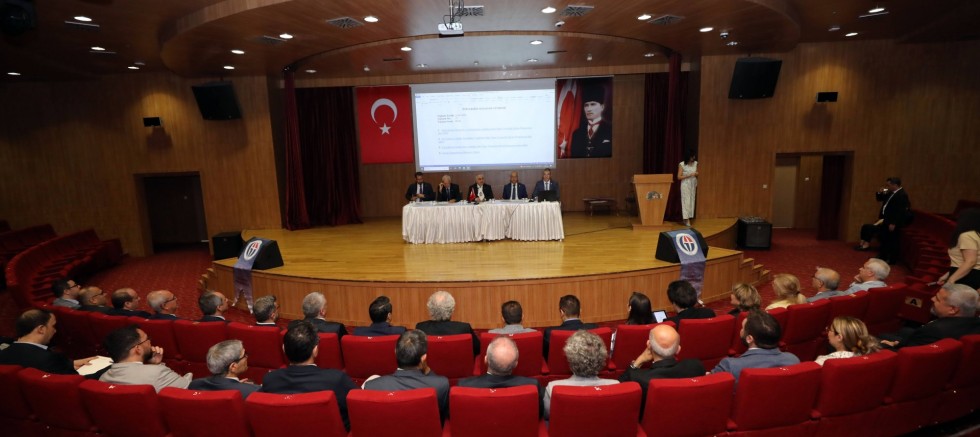 GAÜN SENATO VE YÖNETİM KURULU TOPLANTILARI ZEUGMA MOZAİK MÜZESİ’NDE GERÇEKLEŞTİRİLDİ