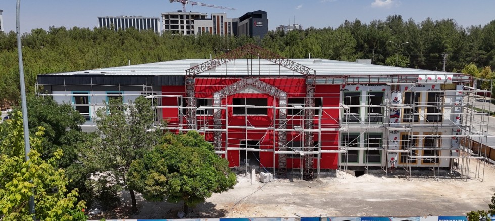 GAZİANTEP BÜYÜKŞEHİR BİRİMLERİ YOĞUN MESAİNİ SÜRDÜRÜYOR