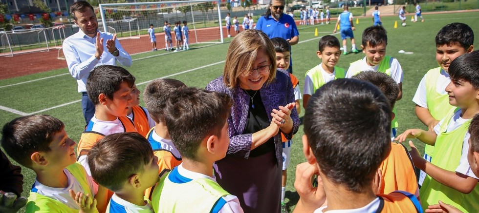   GAZİANTEP BÜYÜKŞEHİR’İN YAZ OKULLARI BAŞLIYOR