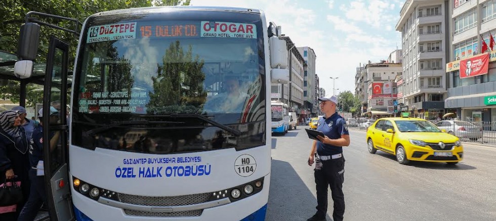 GAZİANTEP BÜYÜKŞEHİR ZABITA, 2025 YILINDA KLİMA DENETİMLERİNDE 521 ARACA CEZA YAZDI