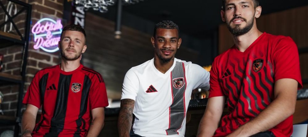 Gaziantep FK’nın 2025-2026 Sezonu Forması Tanıtıldı: Klasik Çizgiler, Modern Dokunuşlar