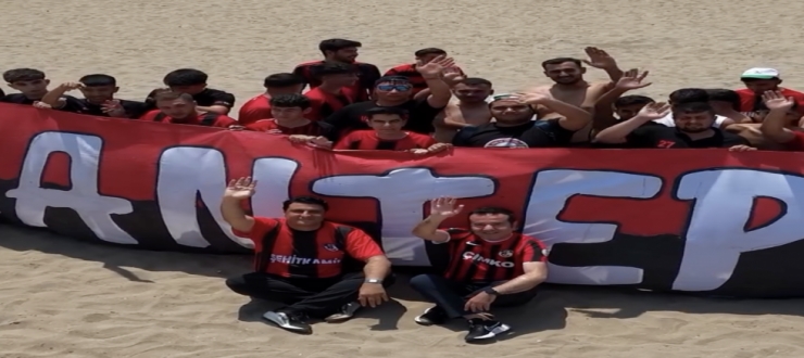 Gaziantep FK Taraftarları Burnaz Plajı’nda Buluştu: “Bu Takım Sahipsiz Değil!”