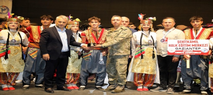 Gaziantep Halk Oyunlarında Türkiye 1.si