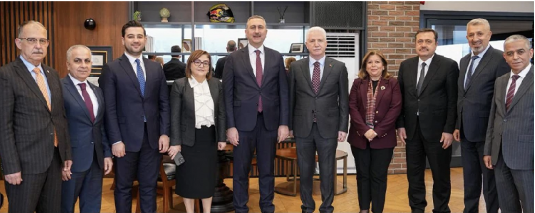 Gaziantep Heyetinden İstanbul Valisi Davut Gül’e Ziyaret