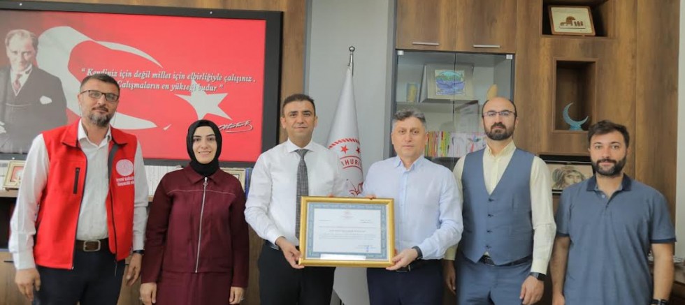 Gaziantep İl Milli Eğitim Müdürlüğü’ne “Beslenme Dostu ve Fiziksel Aktiviteyi Destekleyen İş Yeri” Belgesi