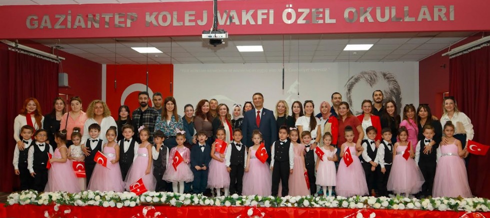 Gaziantep Kolej Vakfı Özel Okullarında Cumhuriyet Bayramı Coşkusu