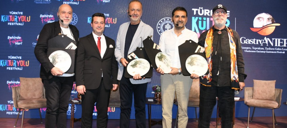 “Gaziantep lezzetlerini hikayeleri ile İstanbul’a taşıdık”