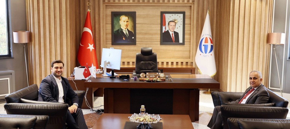 GAZİANTEP MİLLETVEKİLİ MESUT BOZATLI’DAN REKTÖR DOĞAN’A ZİYARET