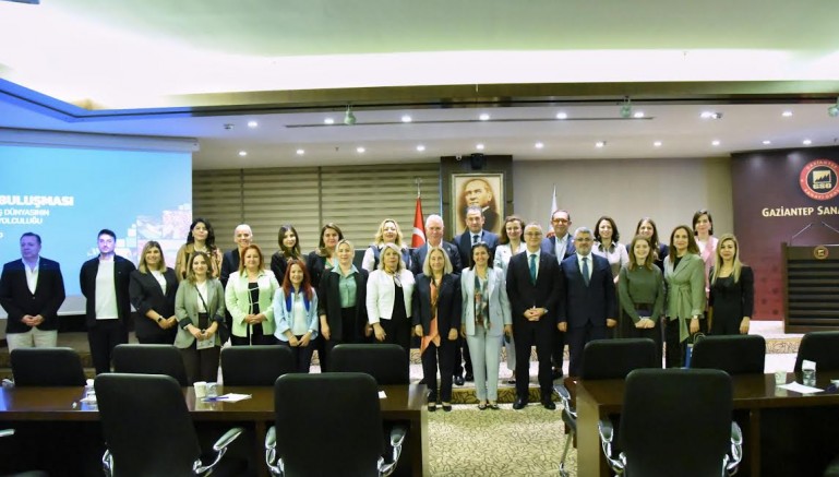 GAZİANTEP SANAYİ ODASI’NDA İŞ DÜNYASININ SÜRDÜRÜLEBİLİRLİK GÜNDEMİ KONUŞULDU