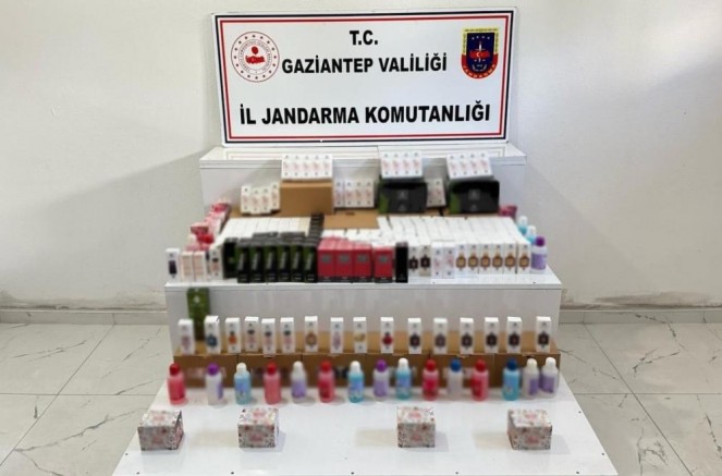 Gaziantep'te 1 milyon TL değerinde kaçak parfüm ele geçirdi