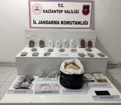 Gaziantep'te 22 kilo reçine esrar ele geçirildi: 2 şahıs tutuklandı