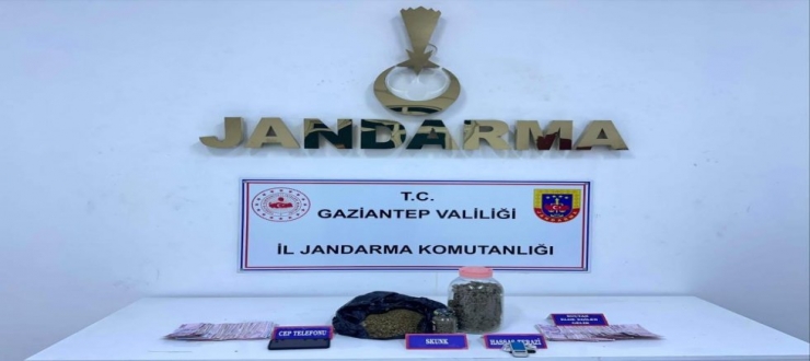 Gaziantep'te 4 kilo skunk ele geçirildi: 1 şahıs tutuklandı
